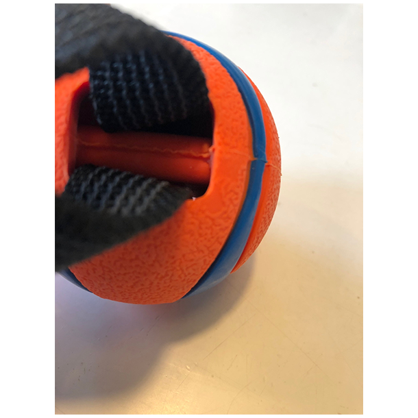 Chuckit Ultra bold med 70 cm line (Large)